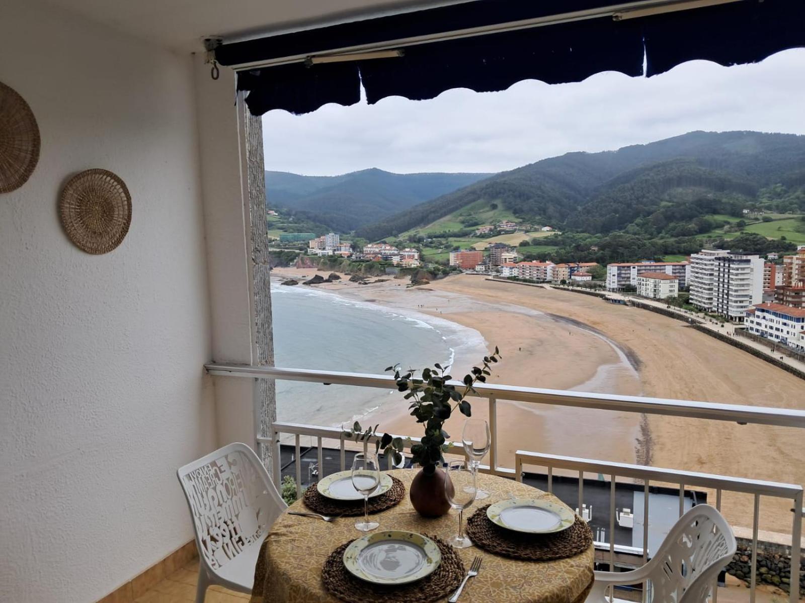 El Balcon De Bakio Apartman Kültér fotó